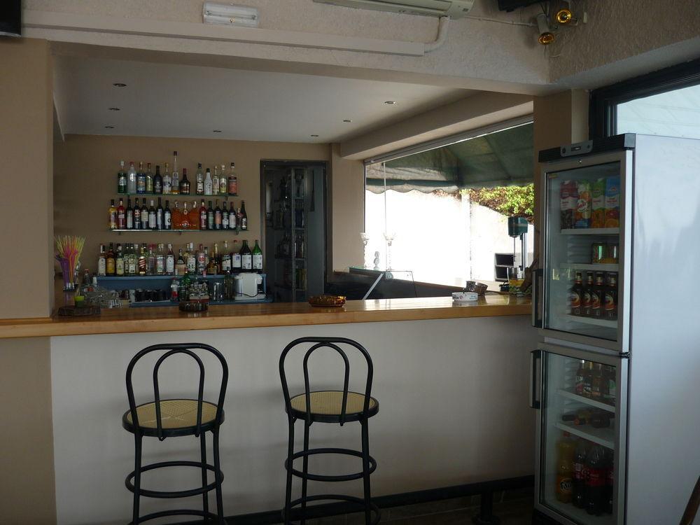 Karina Hotel Benitses  Exterior photo