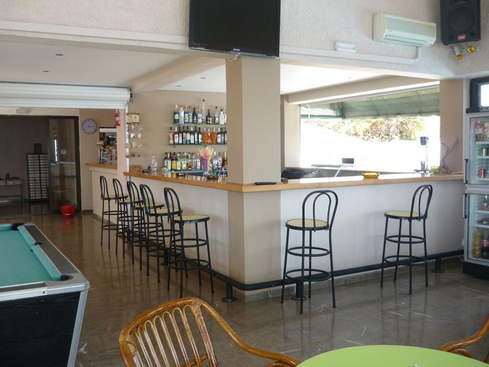 Karina Hotel Benitses  Exterior photo
