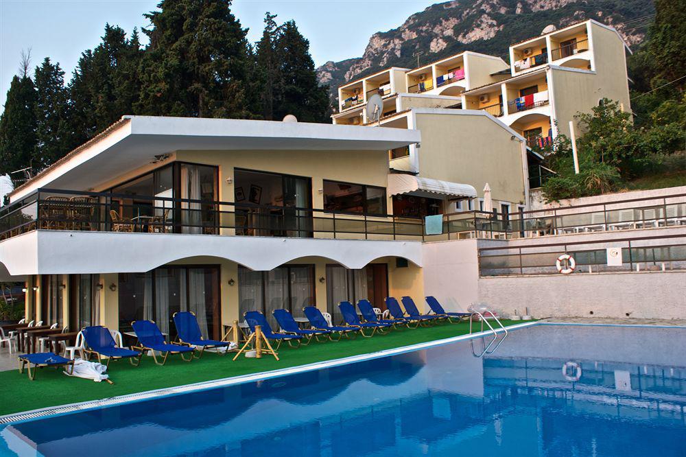 Karina Hotel Benitses  Exterior photo